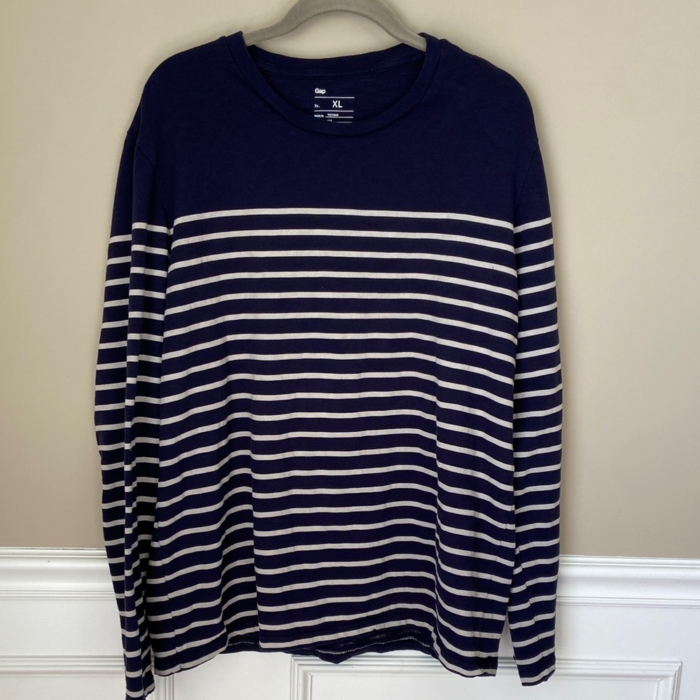 Men’s XL 100% Cotton Navy Striped‎ Long Sleeve Shirt Circa 2012